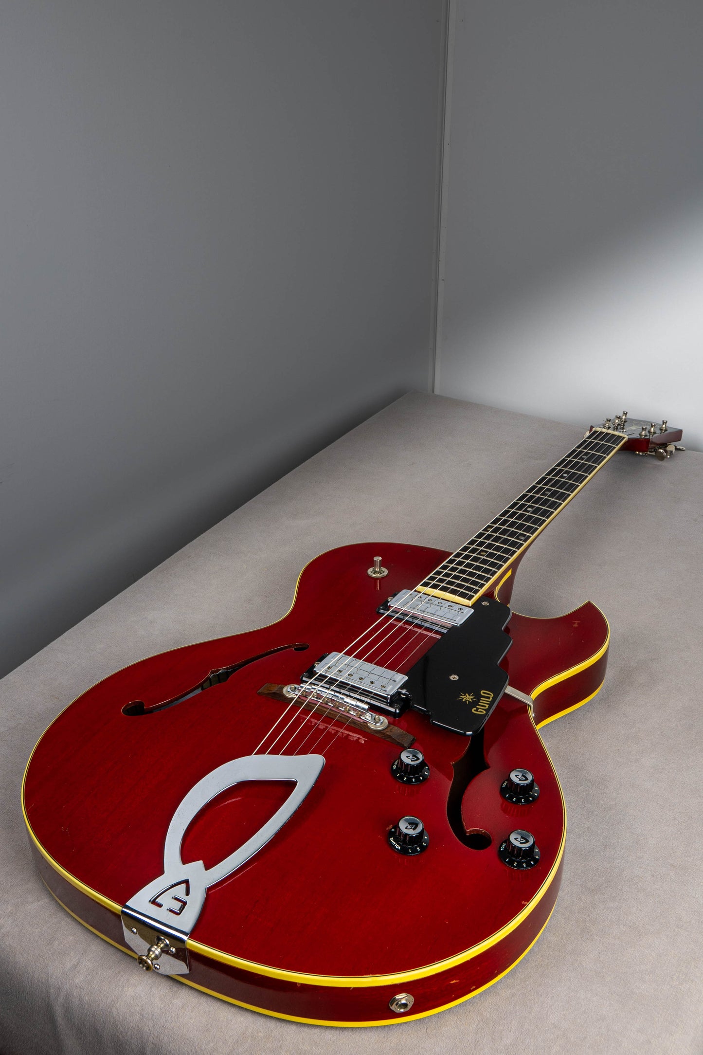 Guild Starfire ii 1965 Cherry