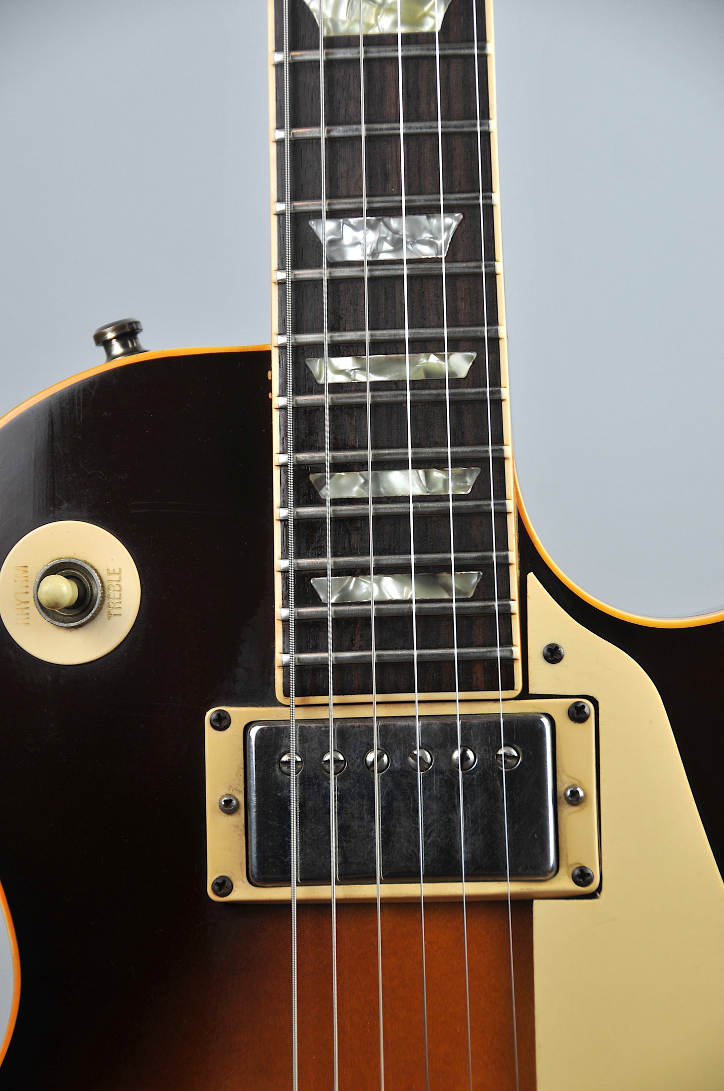 Gibson Les Paul Standard Tobacco Sunburst 1979 (replaced tuners)