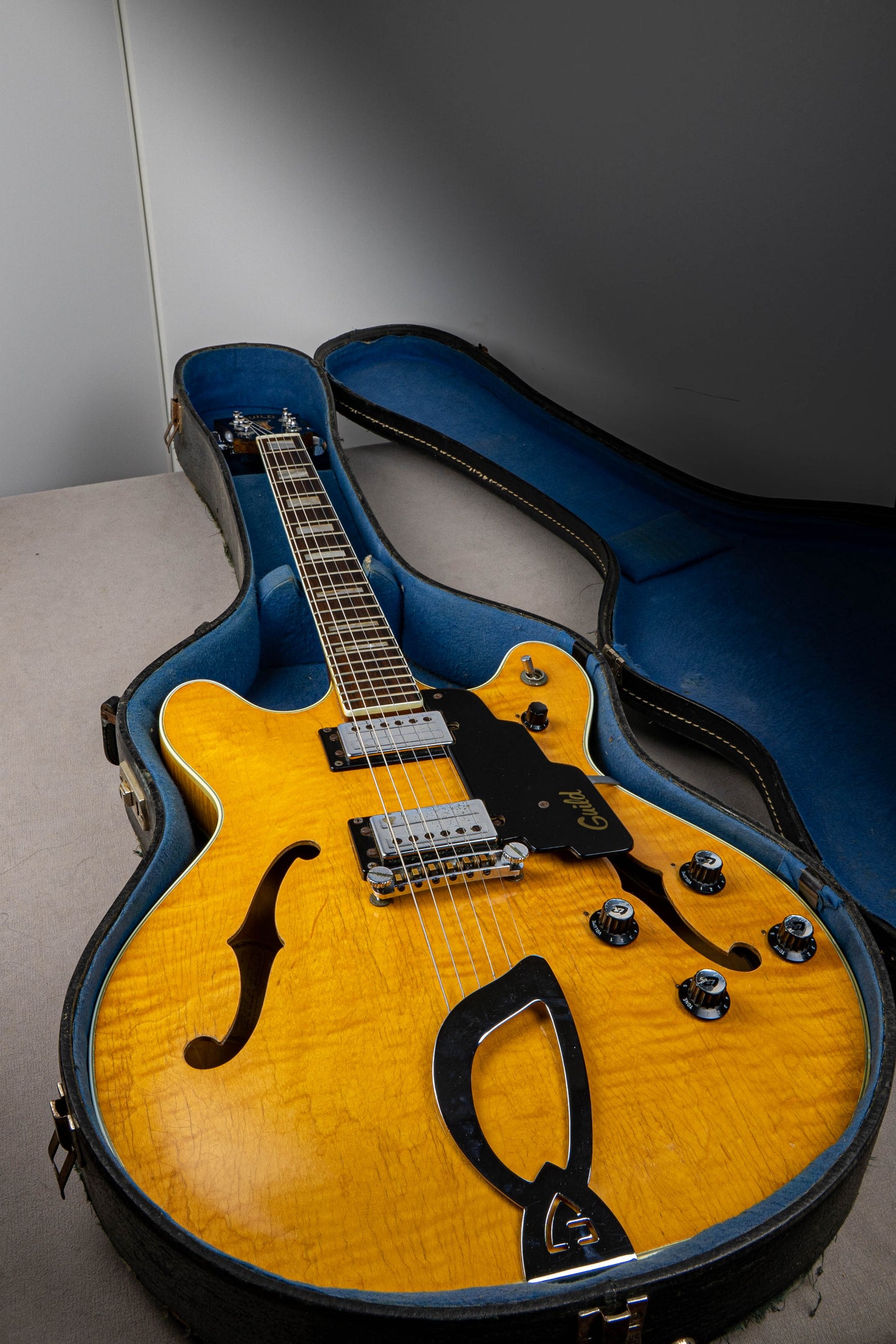 Guild Starfire IV 1973 Blonde