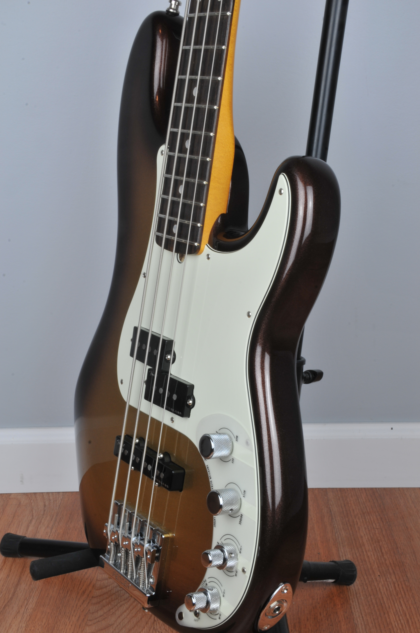 Fender American Ultra Precision Bass 2020