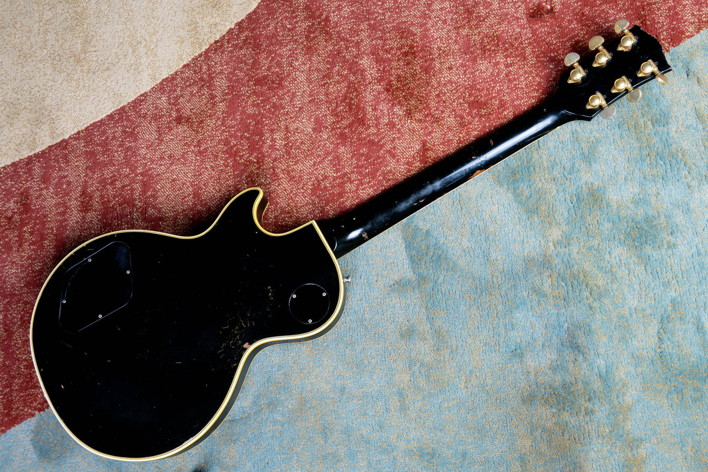 Gibson Les Paul Custom 1971 black beauty. (Original T tops and finish!!~W/OHSC) side of neck repair